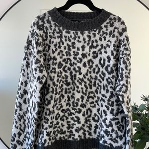 Lumiere soft sweater